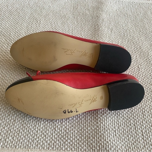 Marc Fisher Jodi Red Leather Cap-toe Flats, Black Leather Cap toe, Size 6M - Picture 4 of 4